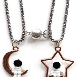 Collares conectables de luna y estrella con dije de astronauta